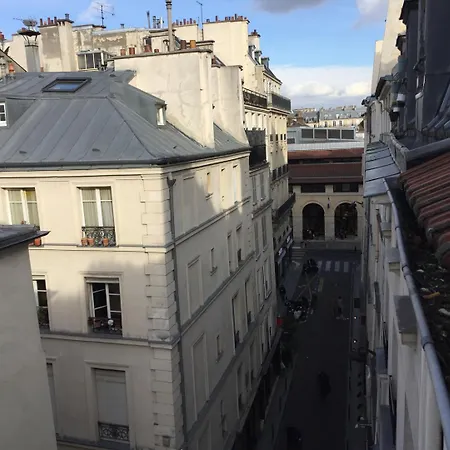 Midnight St Germain Apartment *